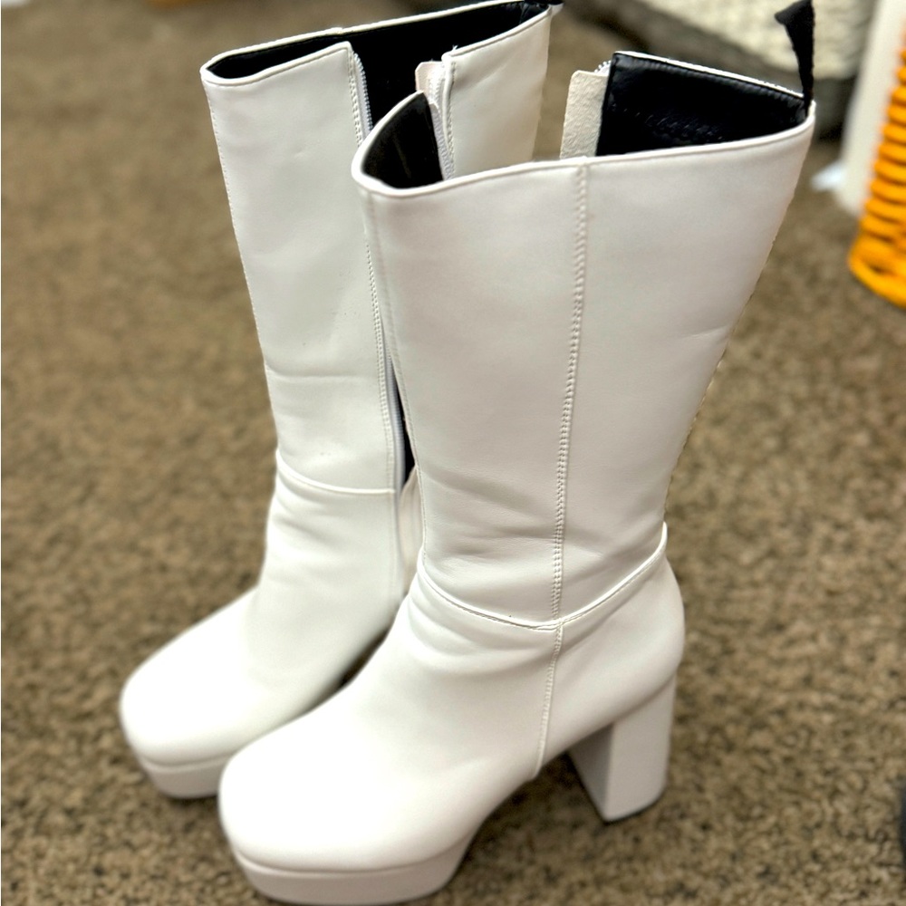 White Lamoda shoes from Doll Kill